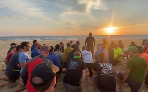 kingbuilder beach cot